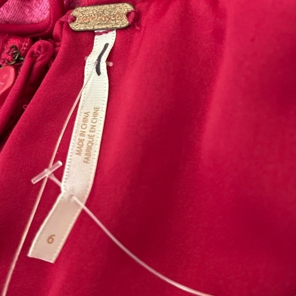 FREE PEOPLE x Revolve Bright Pink V Neck Satin Romper Size 6 NEW Barbie Core - Picture 9 of 9